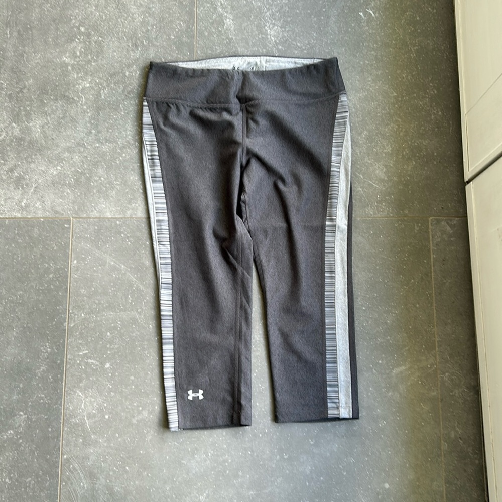 Under armour  cropped leggings